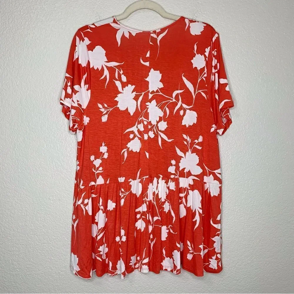 NWOT Lane Bryant Women’s Coral Floral Baby Doll Swing Tee, Size 14/16